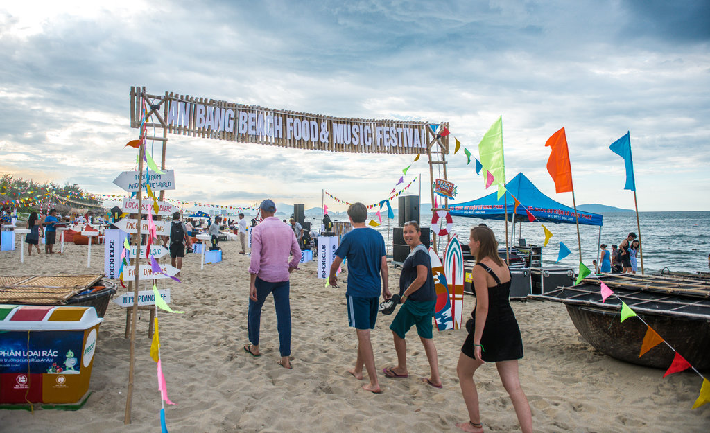 An Bang Beach Food & Music Festival Gate